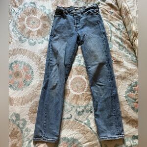 Levi’s Size 26 Wedgie Straight Jean